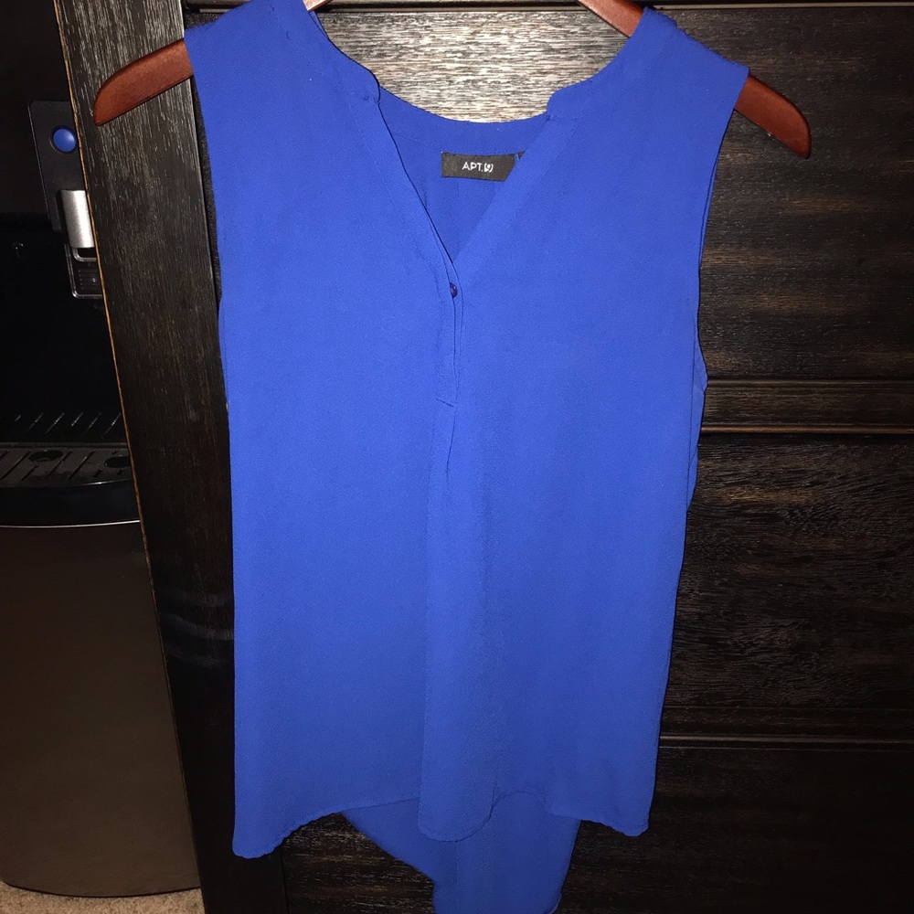 Sleeveless top